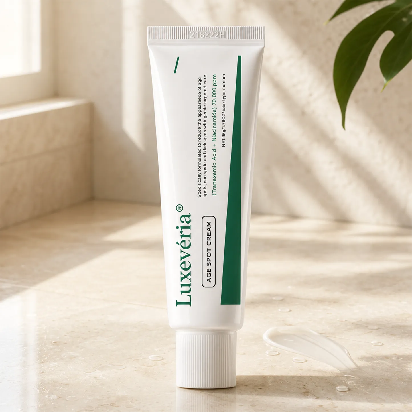 Luxevéria® Age Spot Cream for age spots and uneven skin tone